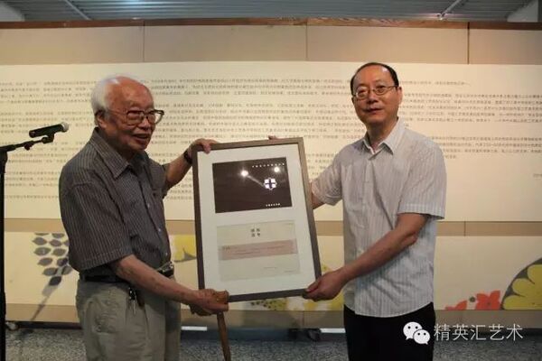 【现场】“繁花似锦——宋浩霖染织设计作品展”亮相中国美院