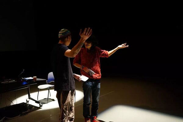 "迷因城市:骇进现实"跨媒体艺术节参展艺术家介绍|小老虎J-Fever